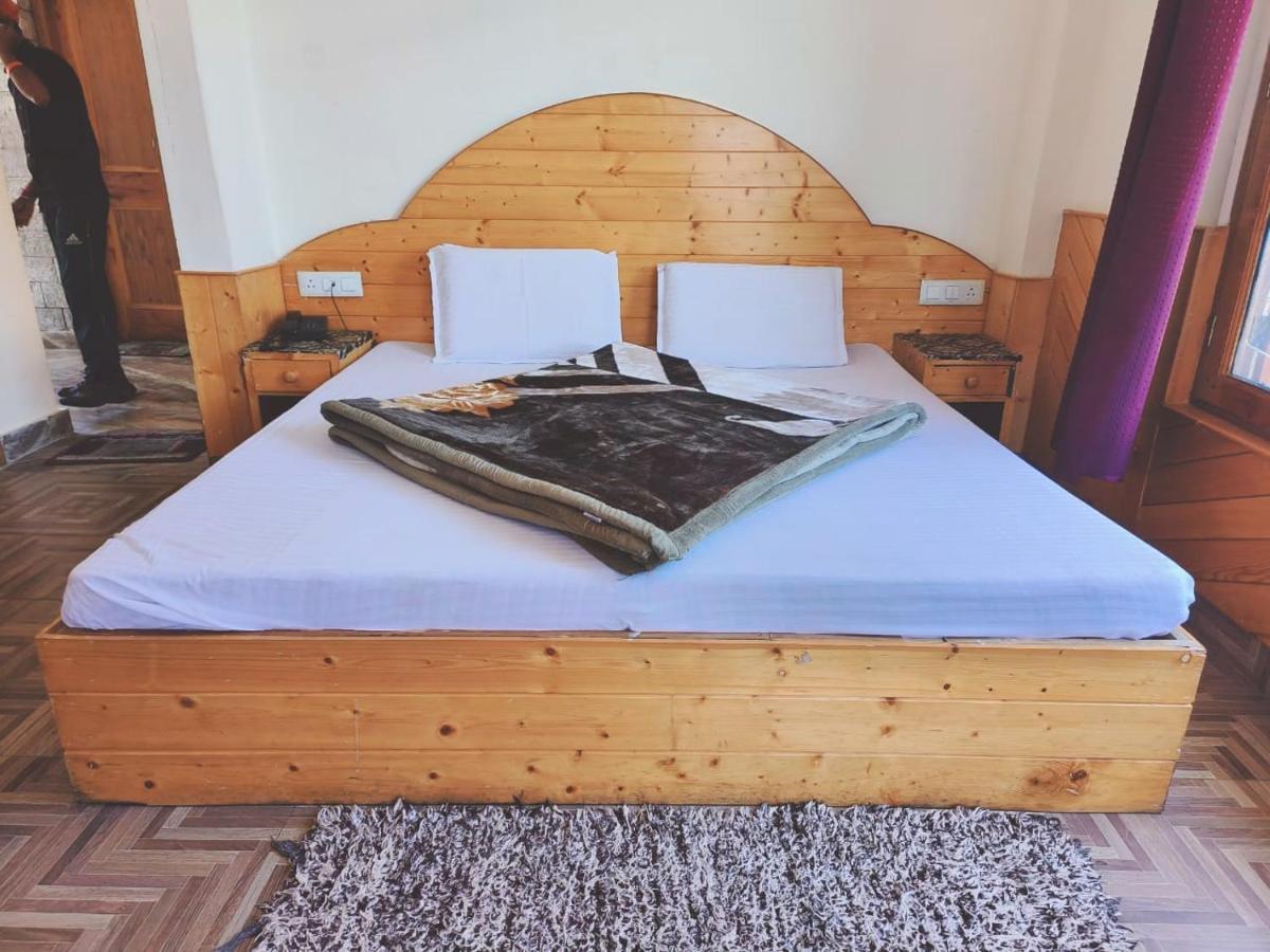 Hotel Hadimba Regency ! Free 4 Wheeler Parking ! Mountain View Rooms ! Near Mall Road Manali Ngoại thất bức ảnh
