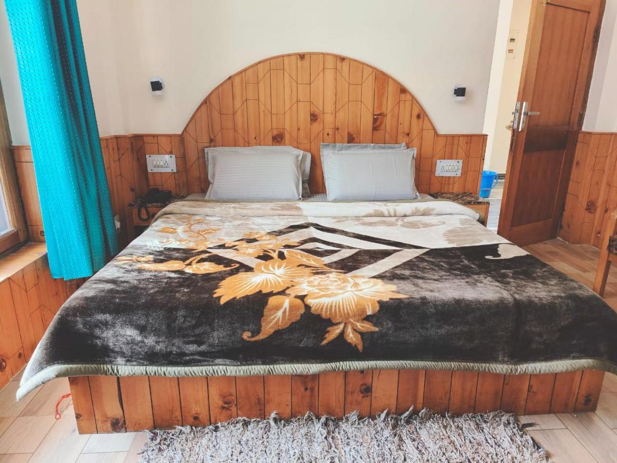 Hotel Hadimba Regency ! Free 4 Wheeler Parking ! Mountain View Rooms ! Near Mall Road Manali Ngoại thất bức ảnh