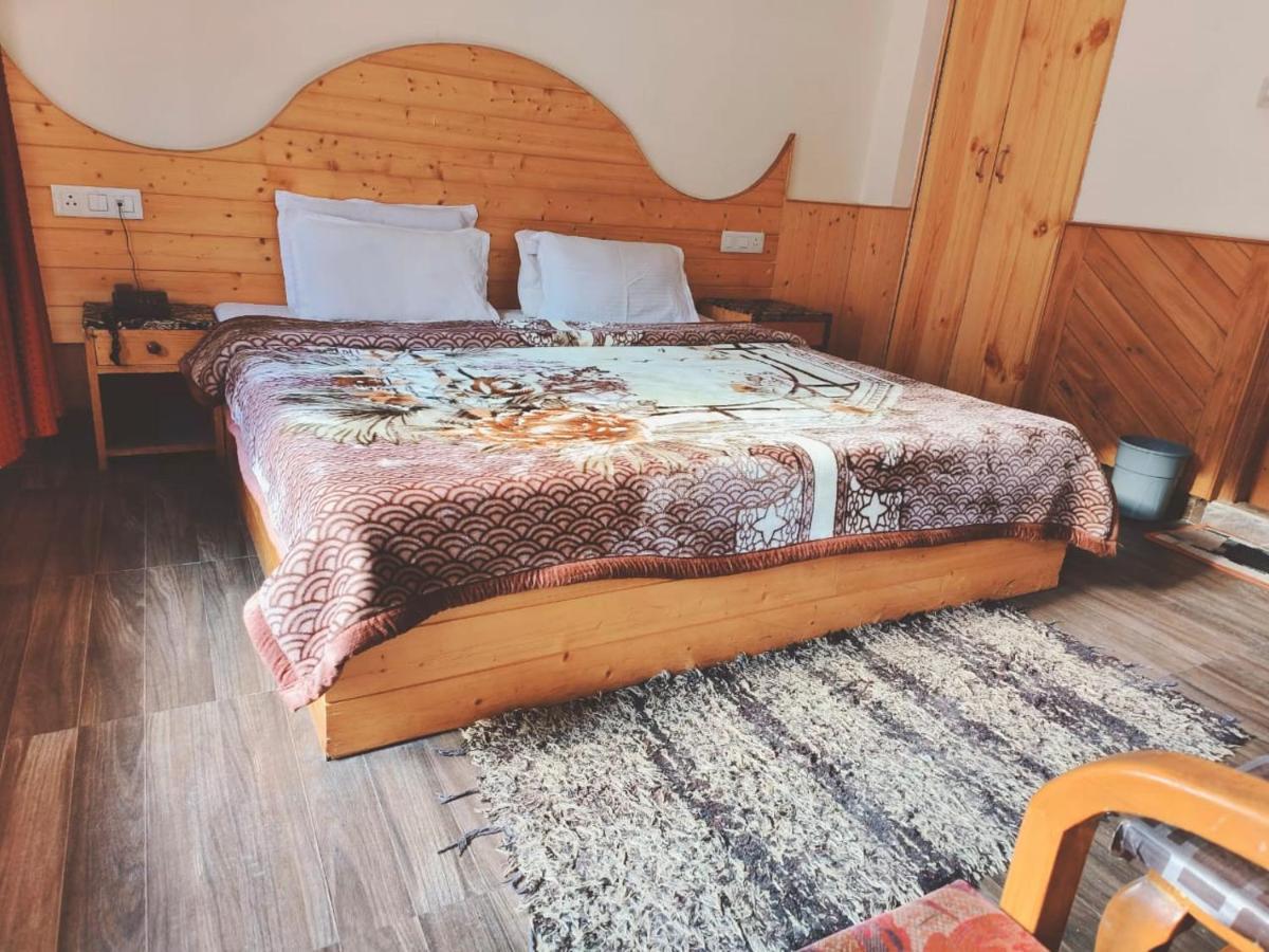 Hotel Hadimba Regency ! Free 4 Wheeler Parking ! Mountain View Rooms ! Near Mall Road Manali Ngoại thất bức ảnh