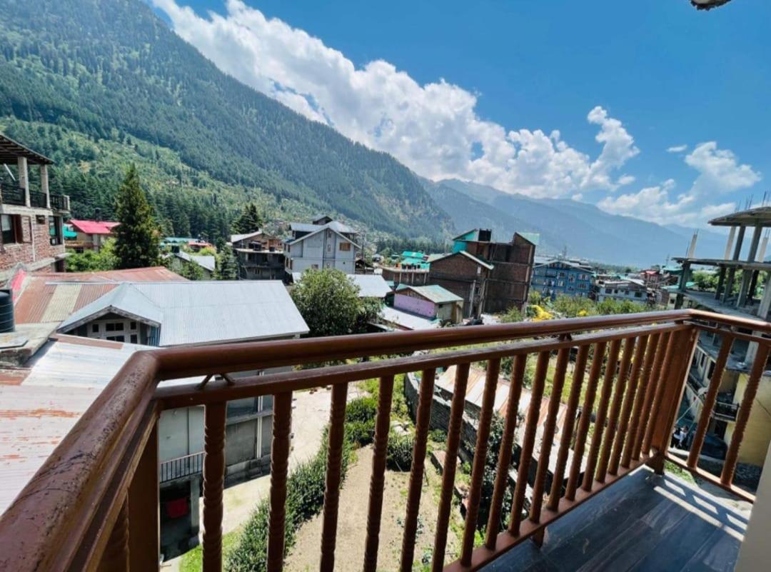 Hotel Hadimba Regency ! Free 4 Wheeler Parking ! Mountain View Rooms ! Near Mall Road Manali Ngoại thất bức ảnh