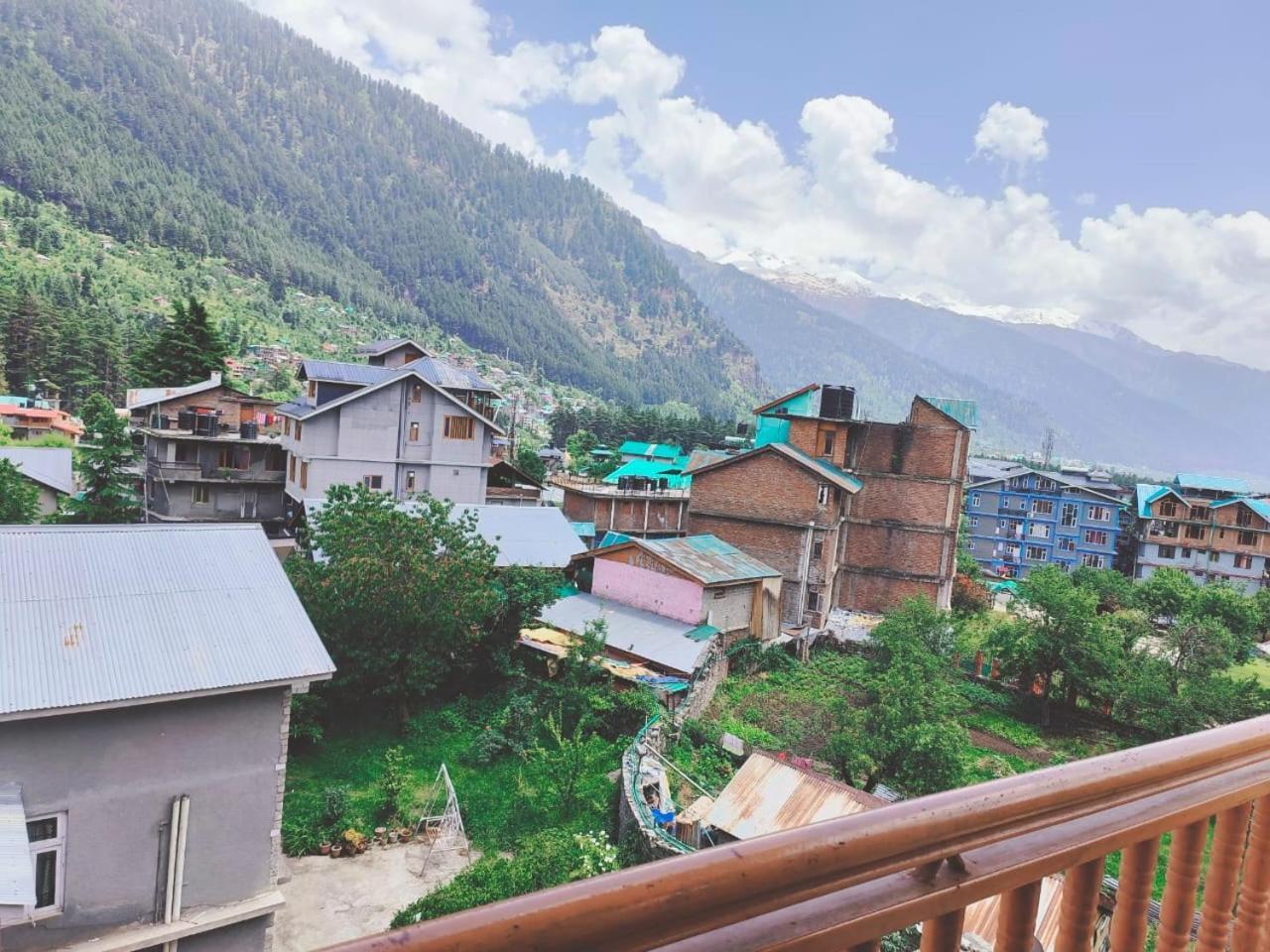 Hotel Hadimba Regency ! Free 4 Wheeler Parking ! Mountain View Rooms ! Near Mall Road Manali Ngoại thất bức ảnh